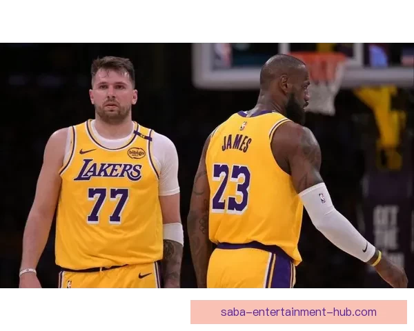 雷迪克赞东契奇末节表现堪称教科书 詹姆斯状态让自己感到身材走样